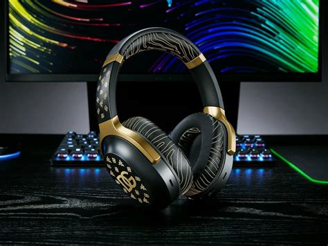 dolce gabbana crown headphones|razer barracuda Dolce & Gabbana.